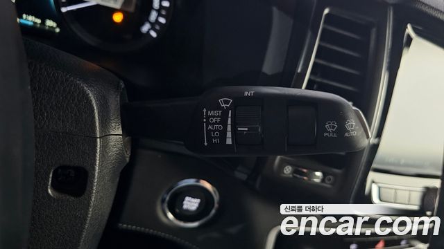KG Mobility (SsangYong) Rexton Sports Khan Diesel 2.2 4WD Prestige Special (5-Link) 2020 — фото 29