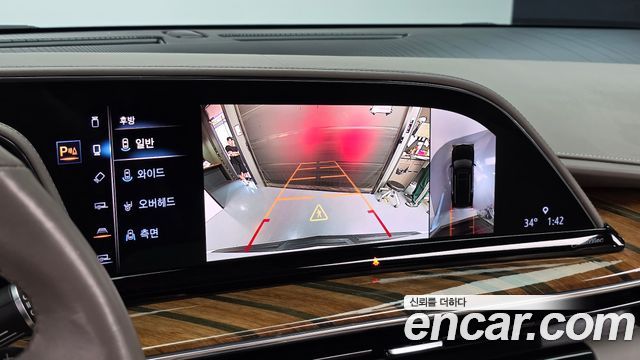 Cadillac Escalade (V) 6.2 Premium Luxury Platinum 2021 — фото 18