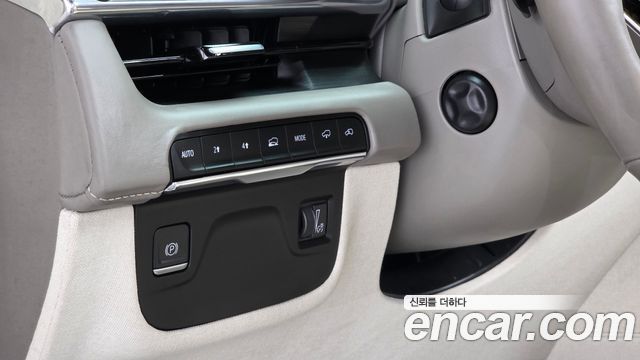 Cadillac Escalade (V) 6.2 Premium Luxury Platinum 2021 — фото 19