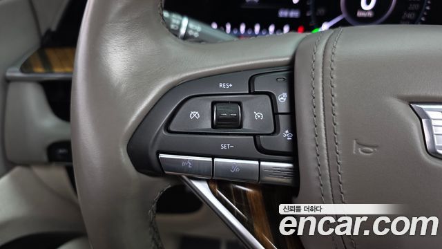 Cadillac Escalade (V) 6.2 Premium Luxury Platinum 2021 — фото 22
