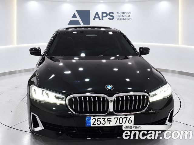 BMW 5 Series (G30) 530i Luxury 2022 — фото 2