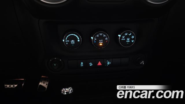 Jeep Wrangler (JK) 3.6 Rubicon 4Door 2016 — фото 16