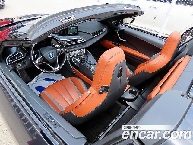 BMW i8 Roadster 2019 — фото 10