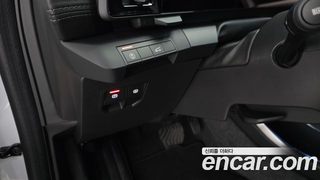 Renault Korea Scenic Iconic 2026 — фото 14