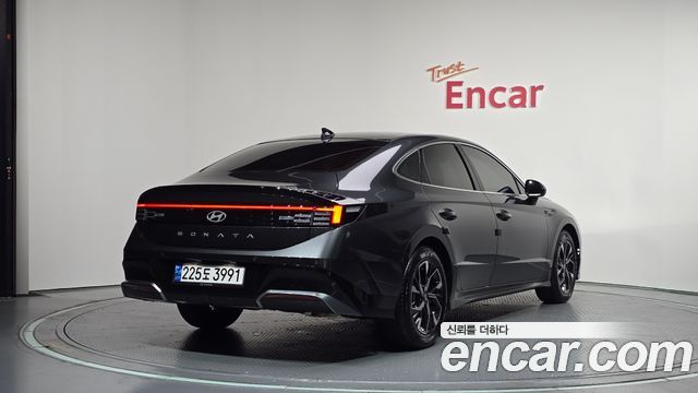 Hyundai Sonata The Edge (DN8) 2.0 Exclusive 2024 — фото 2