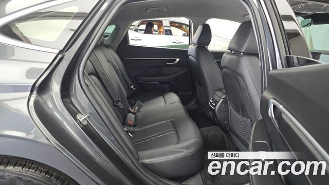 Hyundai Sonata The Edge (DN8) 2.0 Exclusive 2024 — фото 12