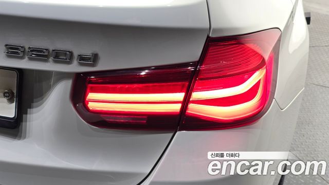 BMW 3 Series (F30) 320d Touring M Sport Shadow 2019 — фото 29