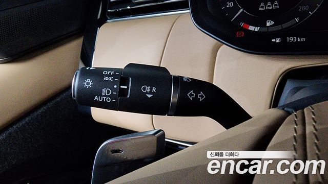 Land Rover Range Rover Sport (III) P360 HSE Dynamic 2025 — фото 34