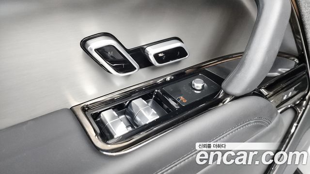 Land Rover Range Rover Sport (III) P360 HSE Dynamic 2025 — фото 36
