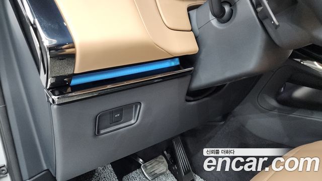 Land Rover Range Rover Sport (III) P360 HSE Dynamic 2025 — фото 39