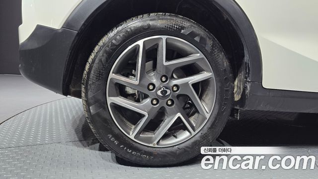 KG Mobility (SsangYong) Tivoli 1.6 2WD V3 2024 — фото 5