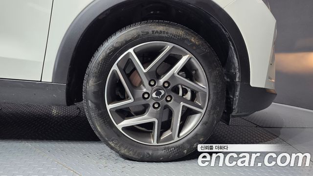 KG Mobility (SsangYong) Tivoli 1.6 2WD V3 2024 — фото 21