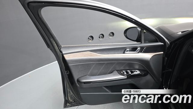 Kia K5 (III) 2.0 Signature 2021 — фото 24
