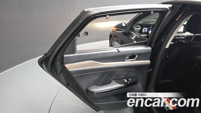Kia K5 (III) 2.0 Signature 2021 — фото 25