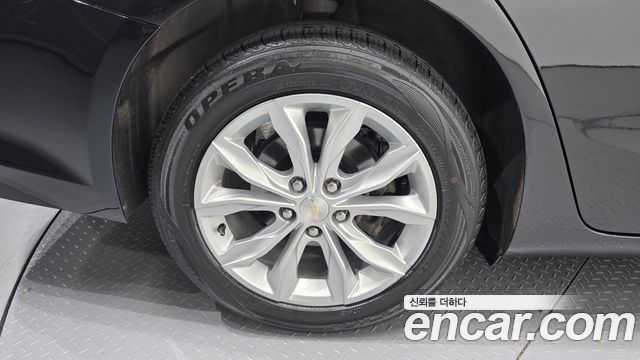 Chevrolet Malibu 1.3 Turbo Premier 2019 — фото 5