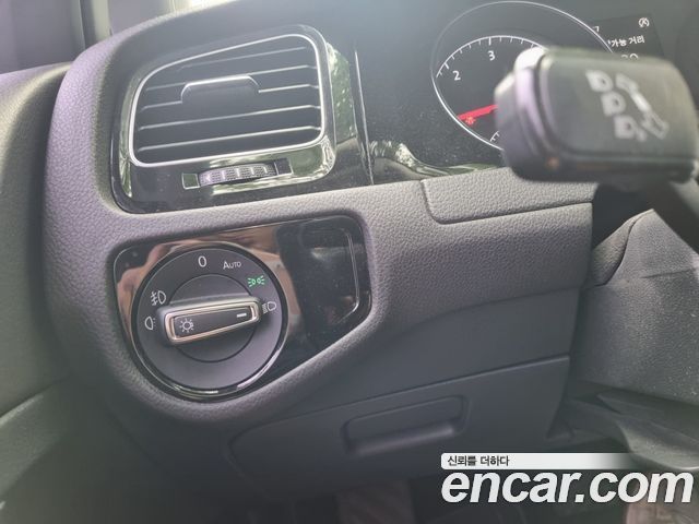 Volkswagen Golf (VII) 2.0 TDI 2015 — фото 20