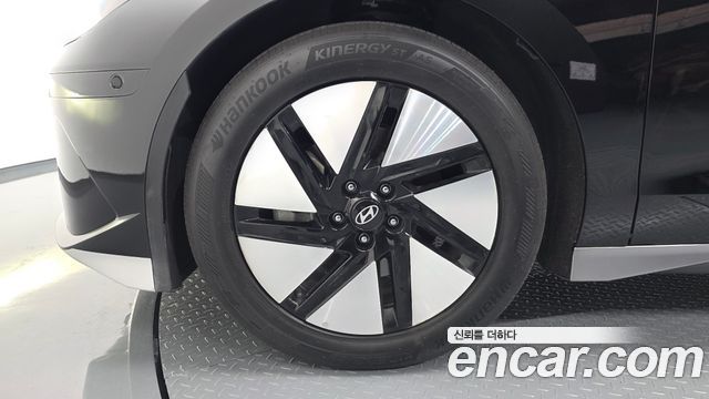Hyundai Ioniq 6 Long Range Prestige 2023 — фото 5