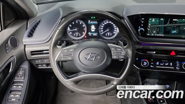 Hyundai Sonata (DN8) 2.0 LPG Premium Plus 2022 — фото 13