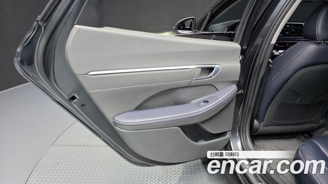 Hyundai Sonata (DN8) 2.0 LPG Premium Plus 2022 — фото 25