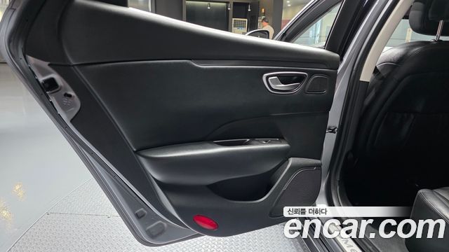 Renault Korea SM6 2.0 GDe SE 2016 — фото 30