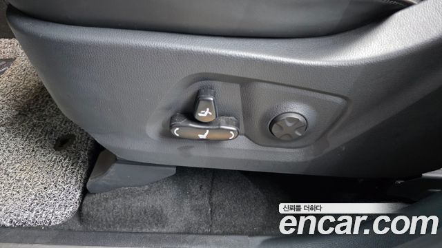 KG Mobility (SsangYong) Rexton New Arena Disel 2.2 4WD Noblesse 2025 — фото 31