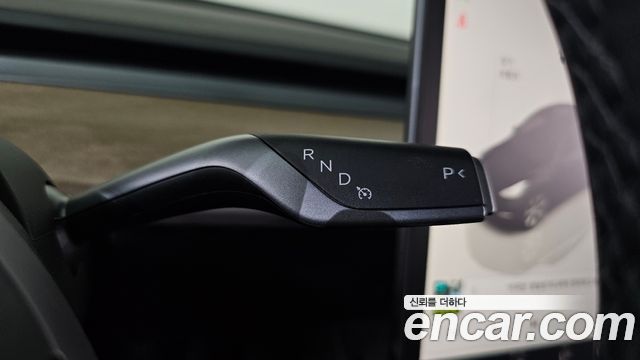 Tesla Model Y Long Range AWD 2022 — фото 9