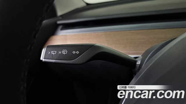 Tesla Model Y Long Range AWD 2022 — фото 22