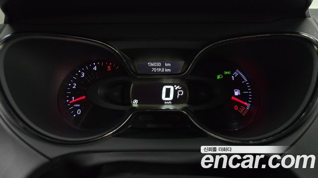 Renault Korea QM3 RE 2018 — фото 8