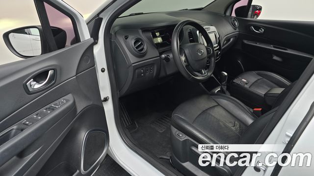 Renault Korea QM3 RE 2018 — фото 10