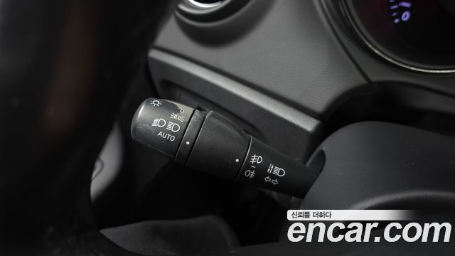 Renault Korea QM3 RE 2018 — фото 19