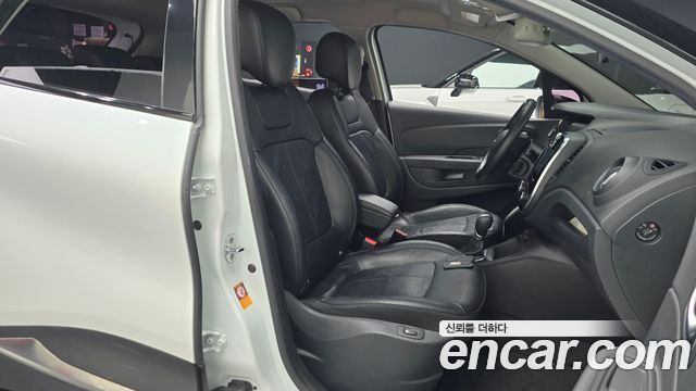 Renault Korea QM3 RE 2018 — фото 26