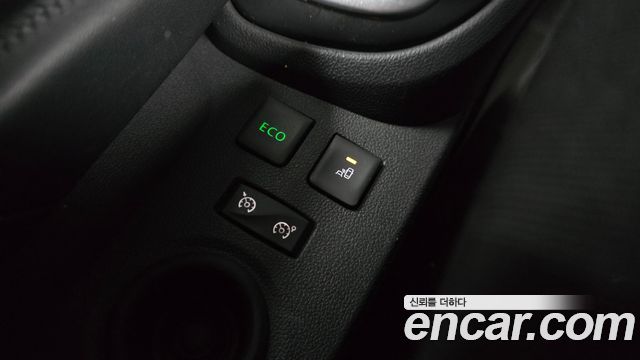 Renault Korea QM3 RE 2018 — фото 28