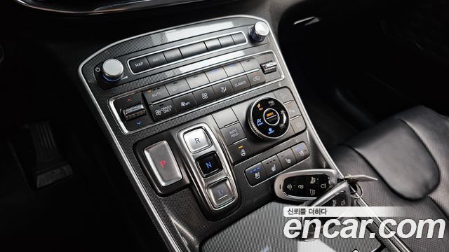 Hyundai Santa Fe HEV 1.6 4WD Prestige 2022 — фото 9