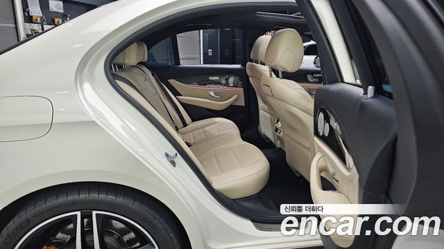 Mercedes-Benz E-Class (W213) E63 AMG 4MATIC+ 2019 — фото 16