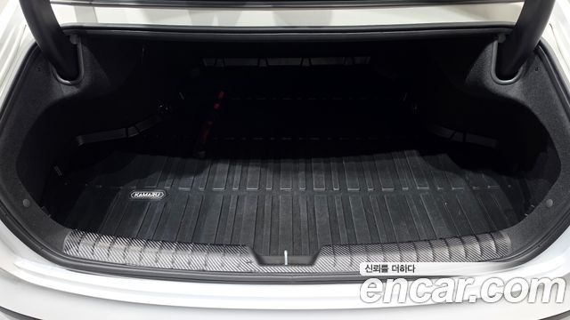 Hyundai Grandeur (GN7) 3,5 Gasoline 4WD Calligraphy 2025 — фото 17