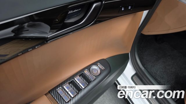 Hyundai Grandeur (GN7) 3,5 Gasoline 4WD Calligraphy 2025 — фото 27