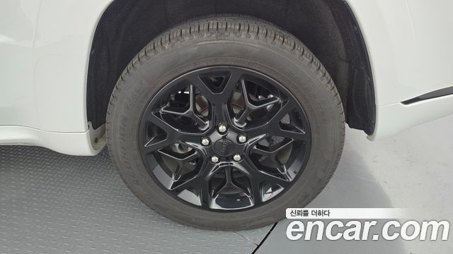 Jeep Grand Cherokee 3.6 Limited-X WK2 2021 — фото 21