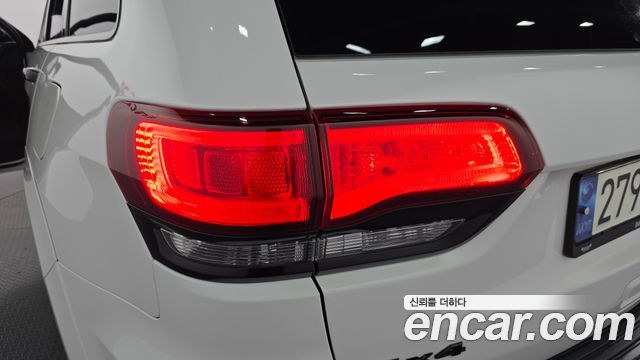 Jeep Grand Cherokee 3.6 Limited-X WK2 2021 — фото 23