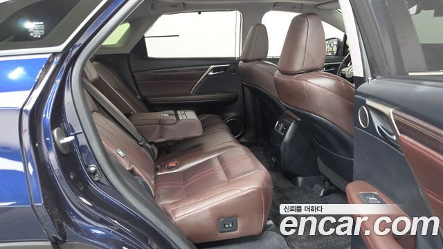 Lexus RX450h (IV) Executive 2021 — фото 15