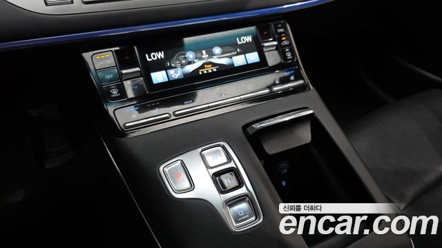 Hyundai Grandeur (IG) 3.0 LPi Premium 2022 — фото 9