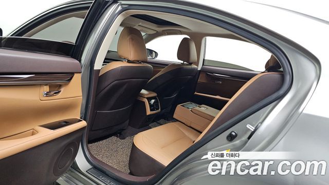 Lexus ES300h Supreme XV60 2016 — фото 11