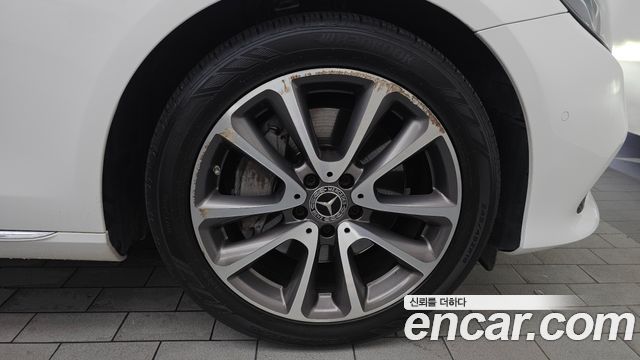 Mercedes-Benz E-Class (W213) E300 4MATIC Avnatgarde 2019 — фото 21