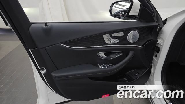 Mercedes-Benz E-Class (W213) E300 4MATIC Avnatgarde 2019 — фото 24