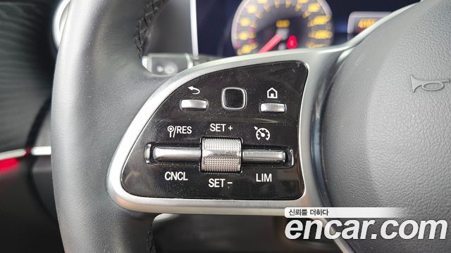 Mercedes-Benz E-Class (W213) E300 4MATIC Avnatgarde 2019 — фото 30