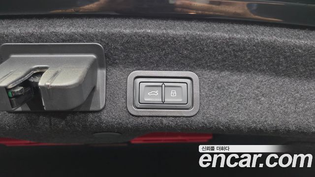 Audi A6 (C8) 50 TDI Quattro Premium 2023 — фото 38