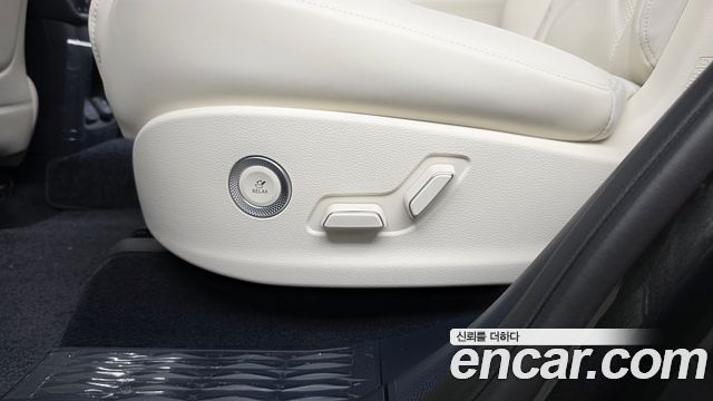 Genesis GV80 2.5T Gasoline 2WD 2025 — фото 30