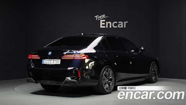 BMW 5 Series (G60) 530e xDrive M Sport 2026 — фото 2