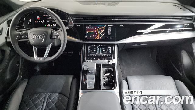 Audi Q8 (4M) 55 TFSI Quattro Premium 2025 — фото 7