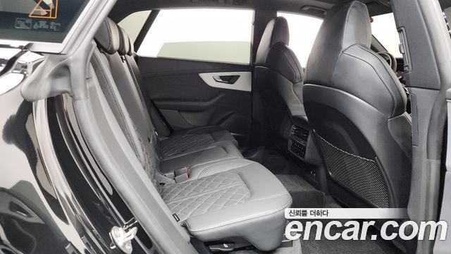 Audi Q8 (4M) 55 TFSI Quattro Premium 2025 — фото 12