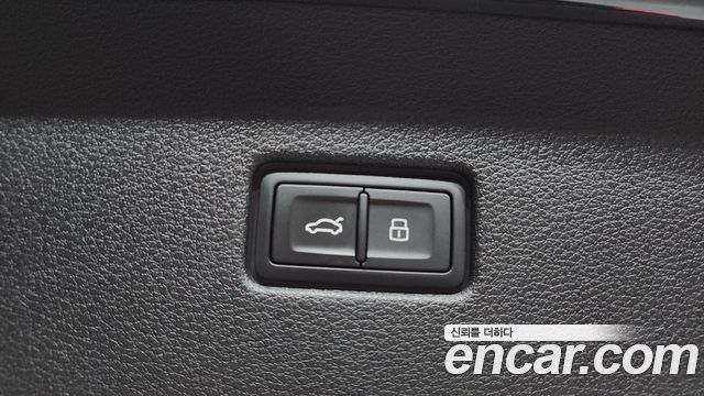 Audi Q8 (4M) 55 TFSI Quattro Premium 2025 — фото 18